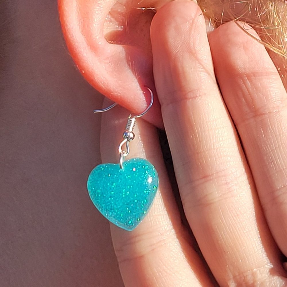 Icy heart resin earrings